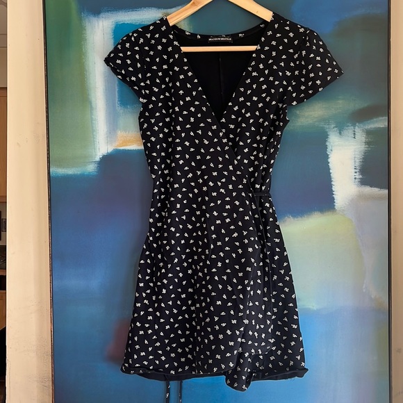 Brandy Melville Dresses & Skirts - Brandy Melville, floral, adjustable, wrap dress
